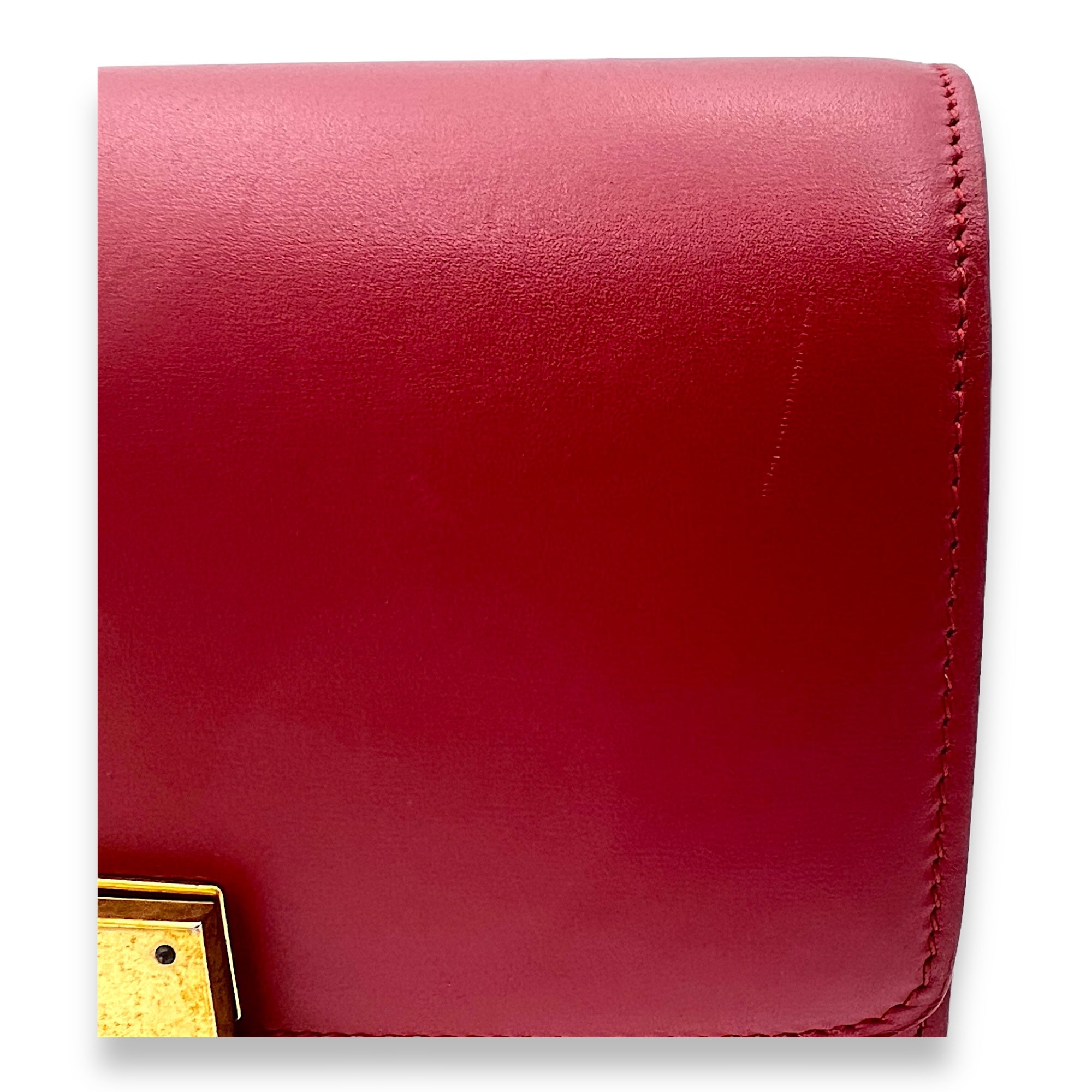 Box Small Red Shoulder Bag in Calfskin, Gold hardware - Image 8