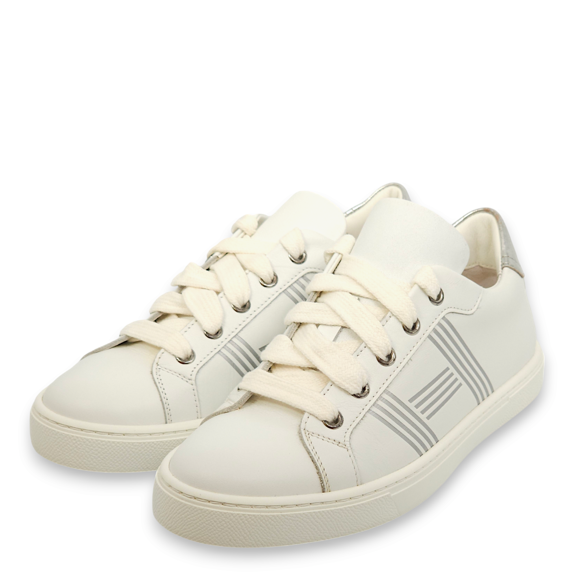 Avantage 35.5 Blanc/Sliver Sneakers in Calfskin - Image 3
