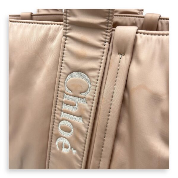 Woody Tote Bag Orange in Nylon - Image 9