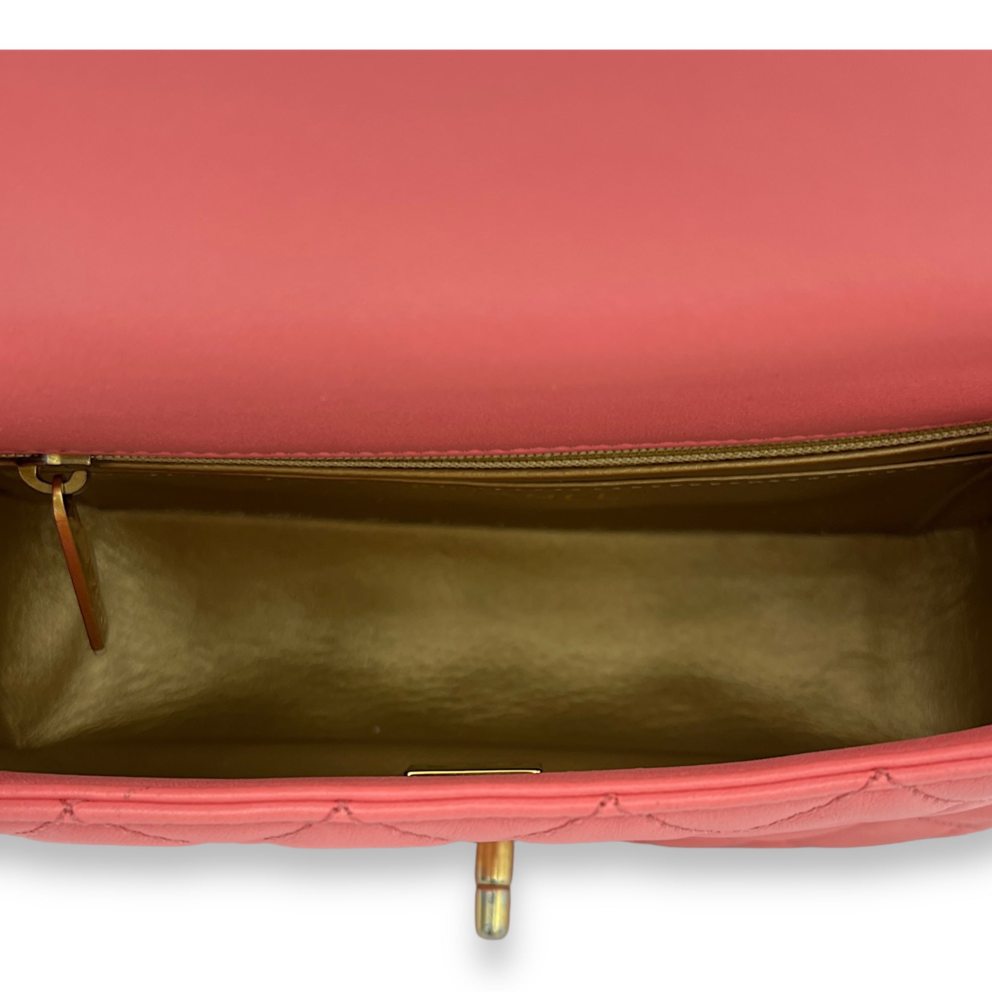 Quilted Pearl Crush Shoulder Bag Pink in Calfskin, Gold hardware - Image 7