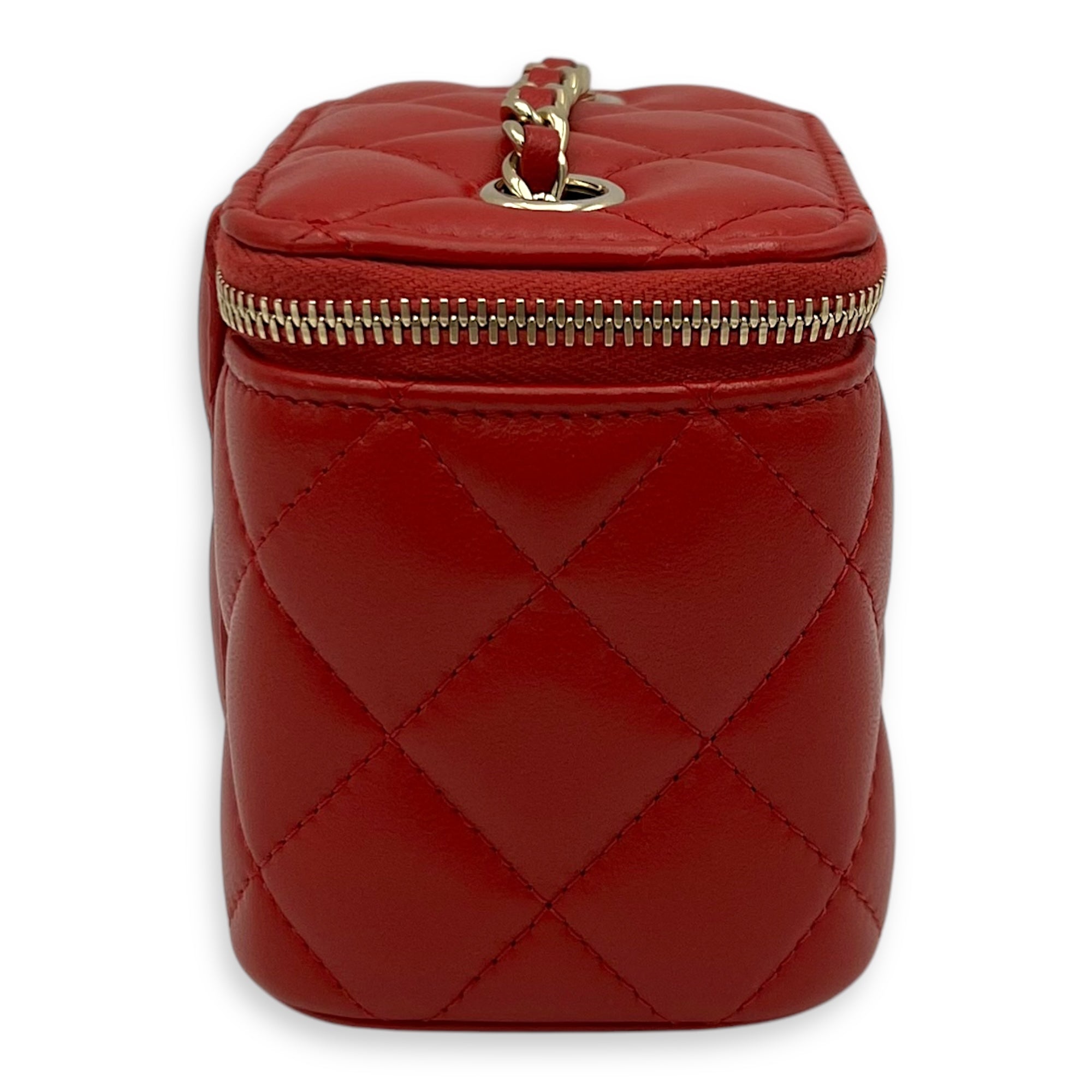CC Red Vanity Bag in Lambskin, Gold hardware - Image 5