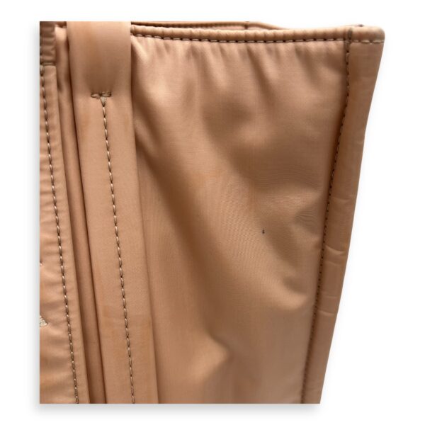 Woody Tote Bag Orange in Nylon - Image 10