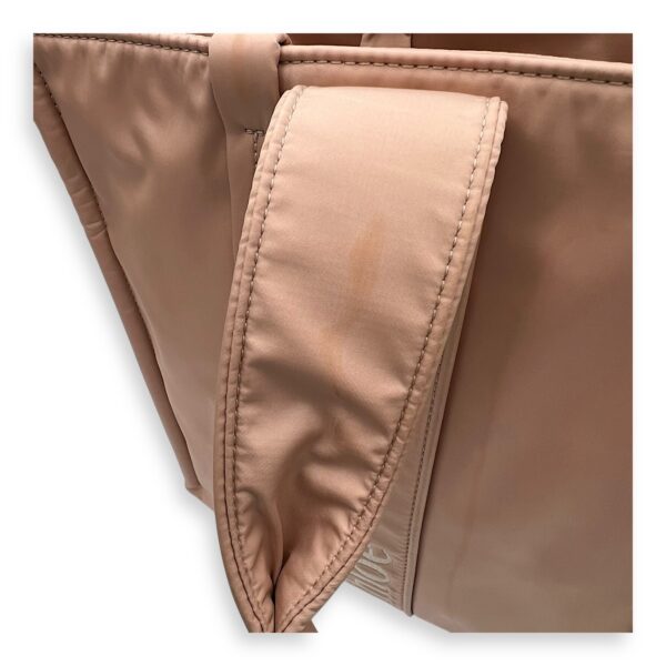 Woody Tote Bag Orange in Nylon - Image 11