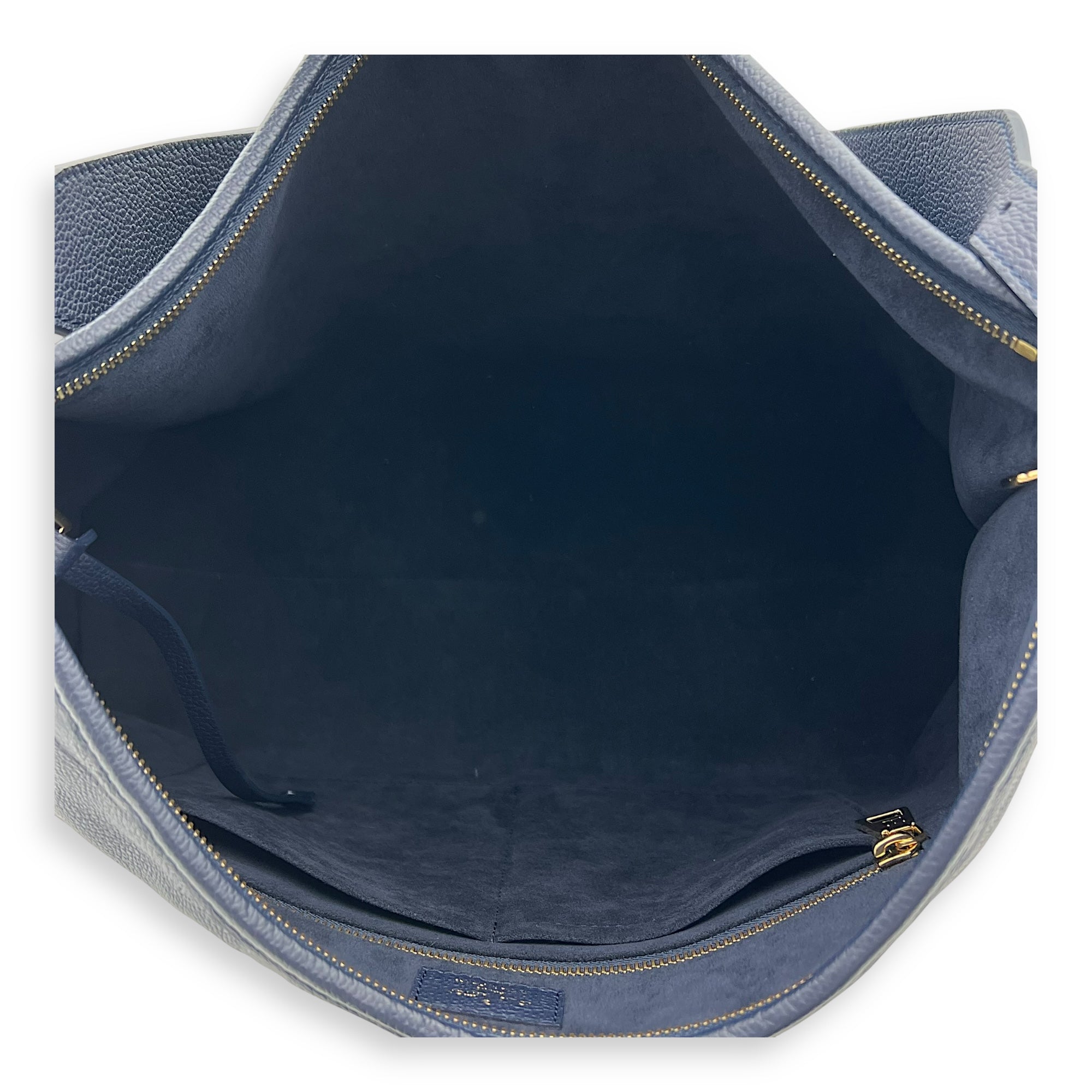 Carryall MM Blue Shoulder Bag in Empreinte Leather, Gold hardware - Image 7