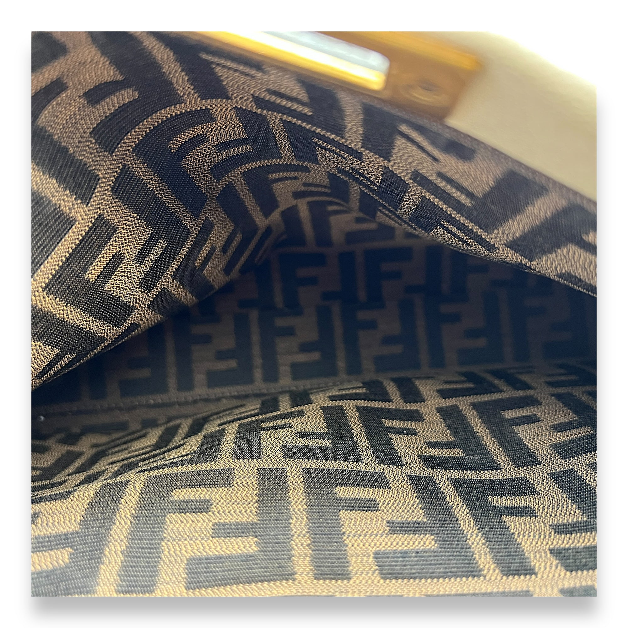 Peekaboo Medium Top handle bag in Calfskin, Silver Hardware - Image 15