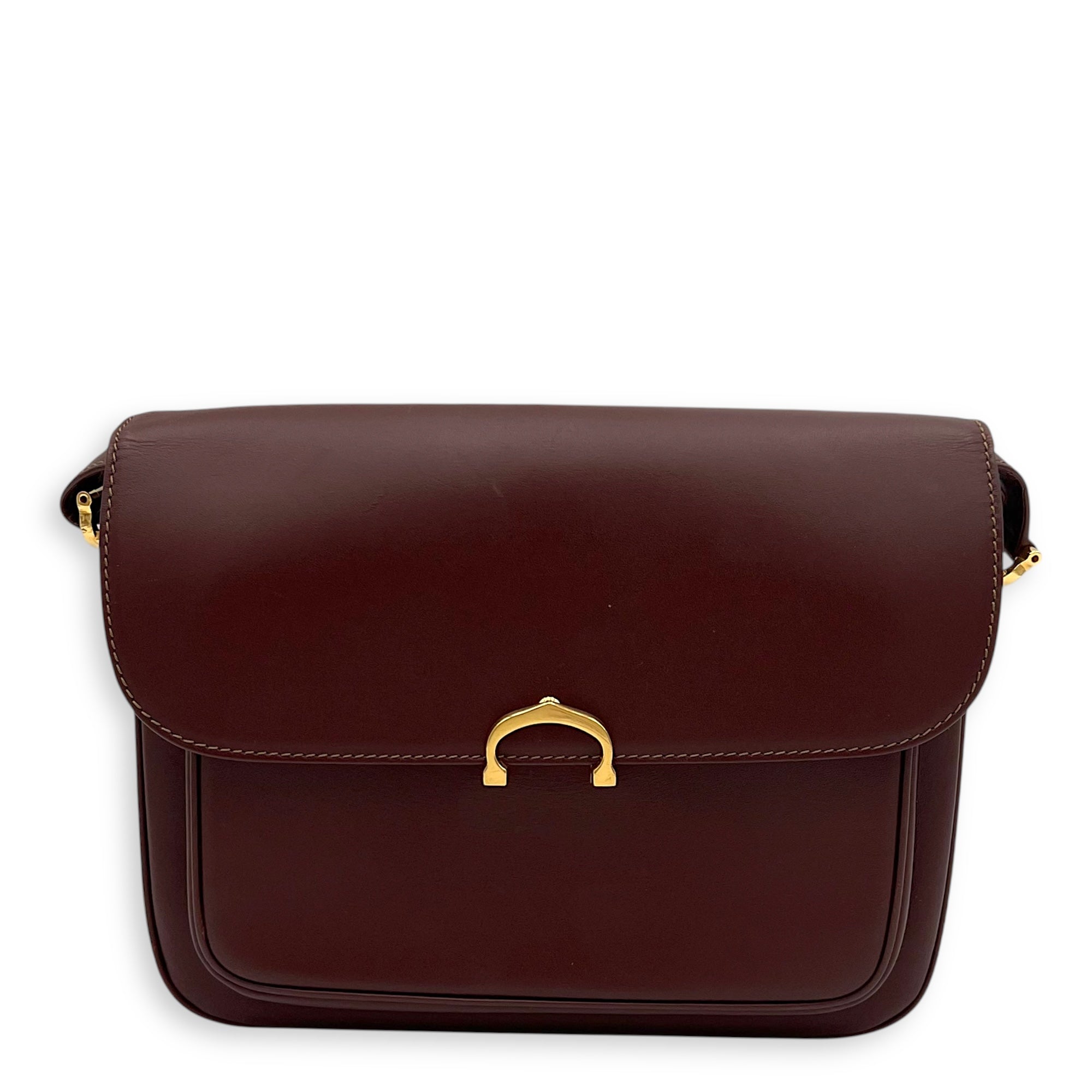 Vintage Red Shoulder Bag in Calfskin, Gold hardware
