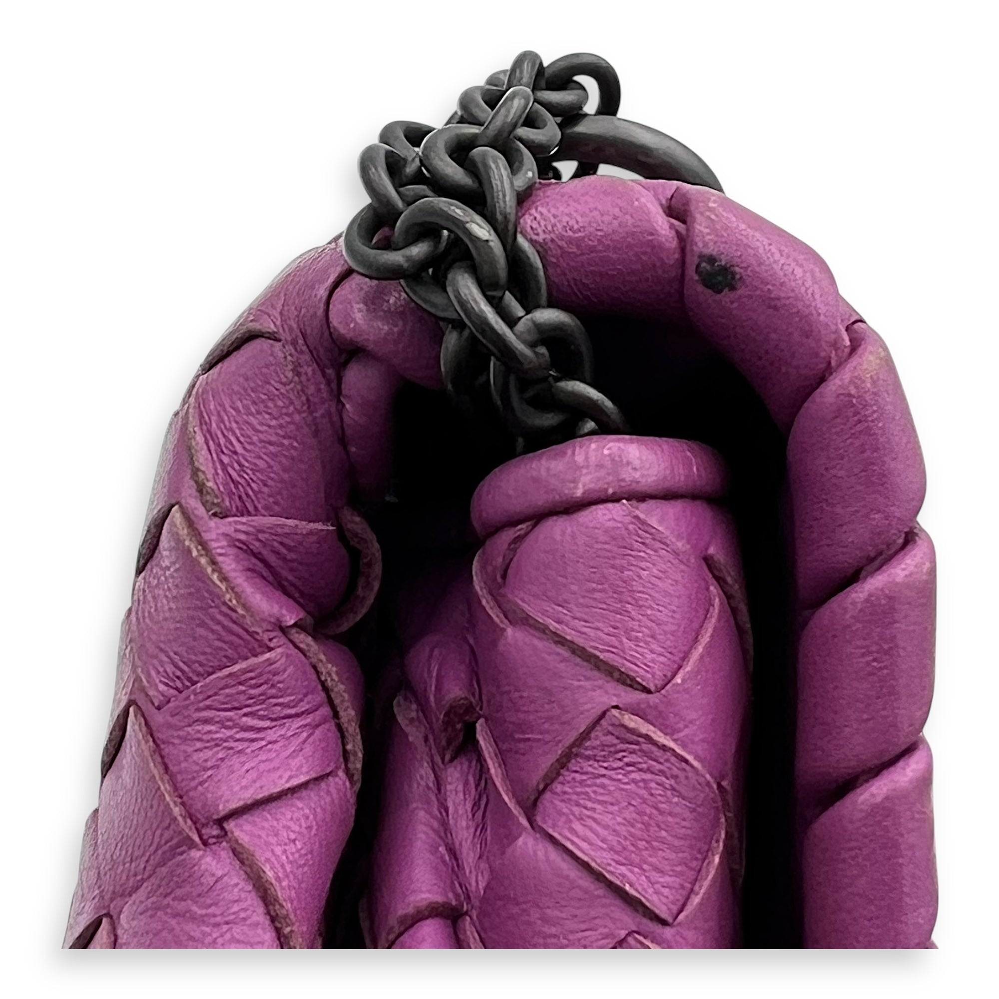 Intrecciato Shoulder Bag Purple in Lambskin, Ruthenium hardware - Image 15