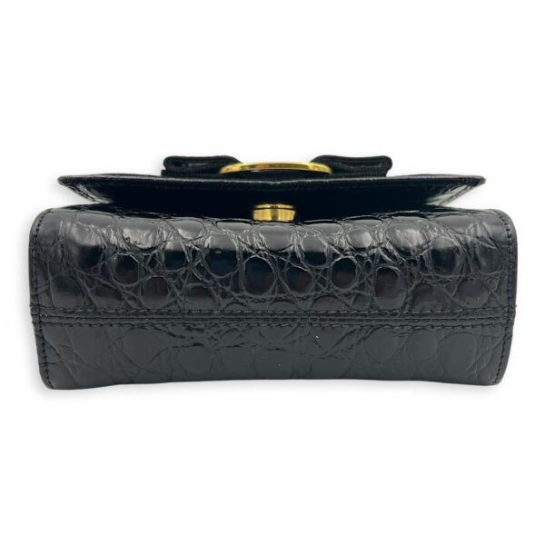 Vara Bow Shoulder Bag Black in Crocodile Leather, Gold hardware - Image 6
