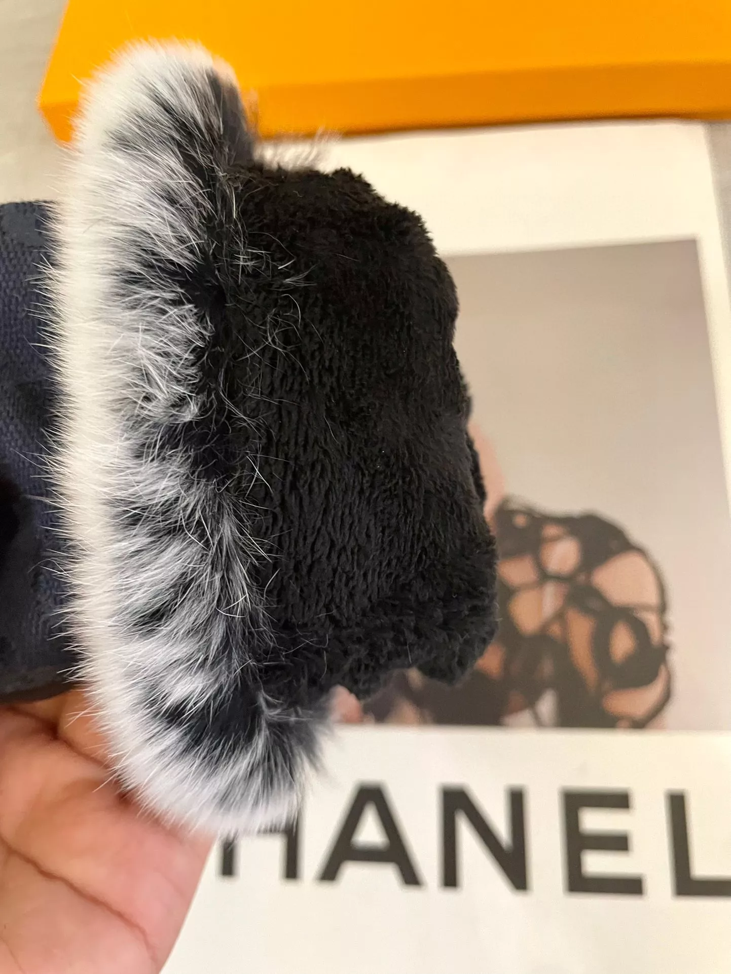 BestValue 7535 Louis Vuitton LV Gloves - Image 5