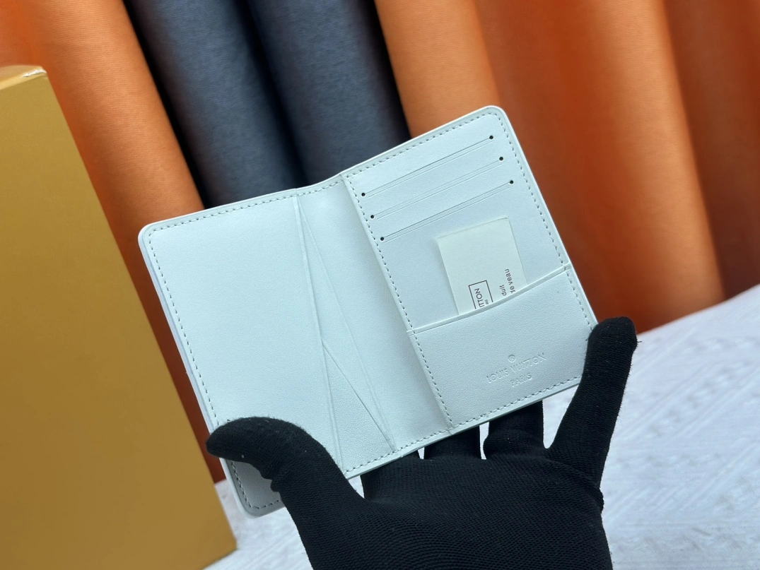 Bright 3162 Louis Vuitton LV Card Case - Image 7