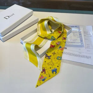 Christian Dior Silk Scarf Compact 7429