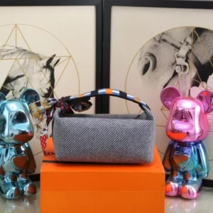 Hermes AAA Quality Handbags For Women Bright 2843