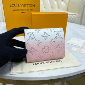 6 card sl Louis Vuitton Iris Compact Wallet in Pink Gradient Mahina Perforated Leather