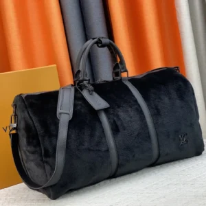 Louis Vuitton Travel Bags Versatile 3206